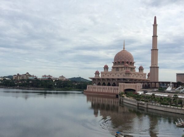 Putrajaya and River Cruise